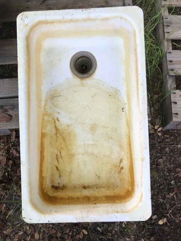 lot 511 image: AntiqueVintage Sink, Cast Iron Enamel Farm Style