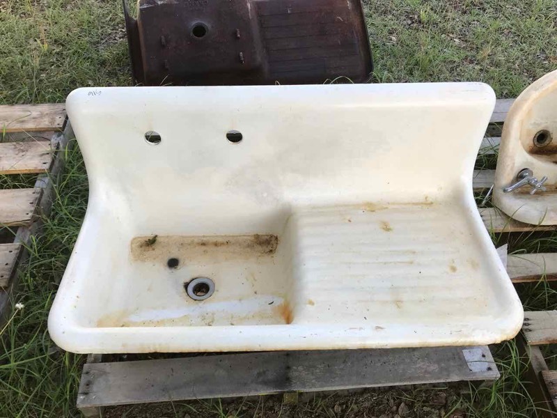 lot 516 image: AntiqueVintage Sink, Cast Iron Enamel Standard Farm Style with Drainboard, Backsplash
