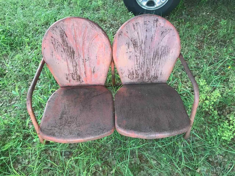 lot 526 image: Vintage Double Lawn Loveseat Swing Seat