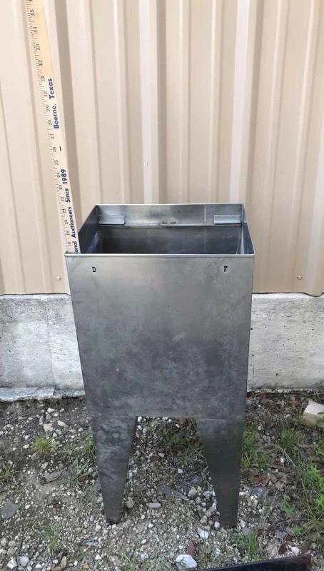 lot 531 image: Stainless Steel fryer tub only