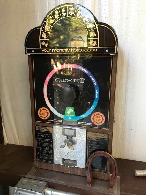 lot 600 image: Vending Machine Starscroll, Monthly Horoscope