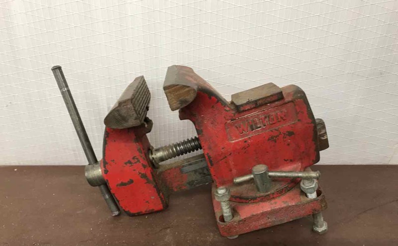 lot 630 image: Wilton Bench Vise