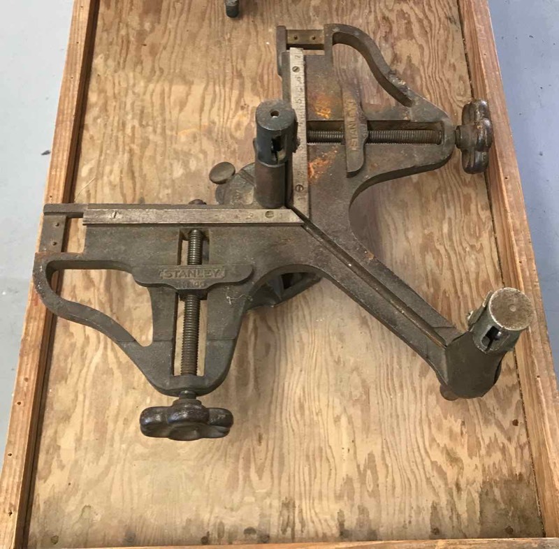 lot 632 image: Stanley No. 100 Clamp