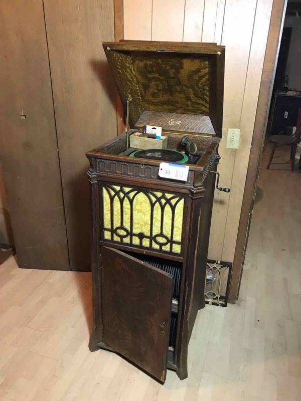 lot 38 image: Living Room Antique Edison Phonograph, Tiger Oak with Records, 1916
