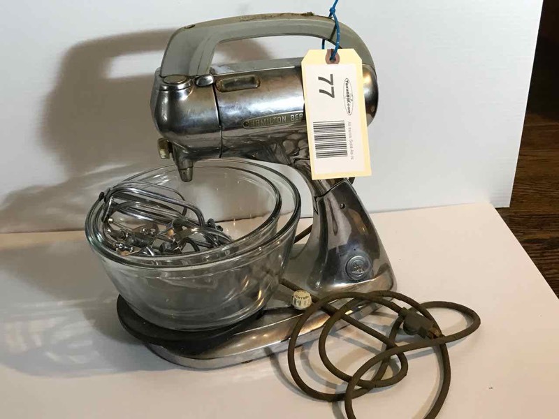 lot 77 image: Kitchen Vintage Hamilton Beach Mix Master, Glass Bowls, Paddles