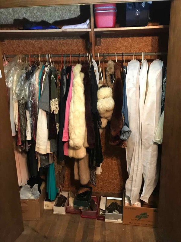 lot 108 image: Bedroom 1 Closet Contents