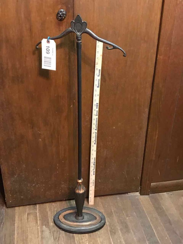 lot 109 image: Bedroom 1 Art Nouveau Style Garment Rack