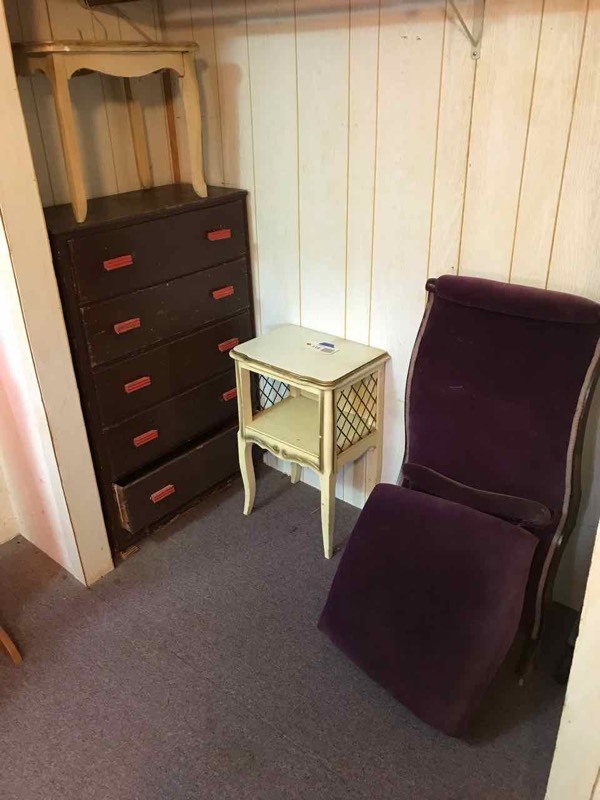 lot 118 image: Bedroom 2 (4) Pieces Asst. Furniture Chest of Drawers, 2 Side Tables, Chair in parts