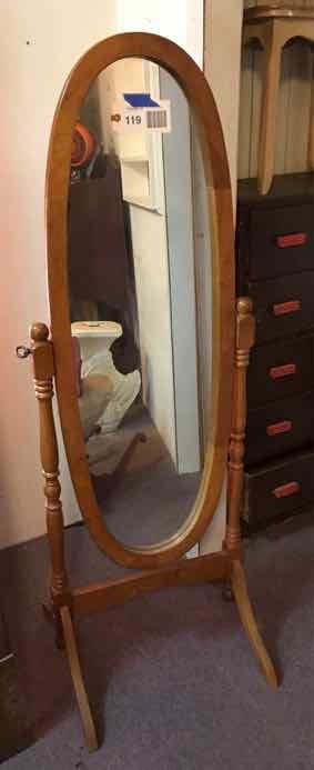 lot 119 image: Bedroom 2 Cheval Mirror (modern)