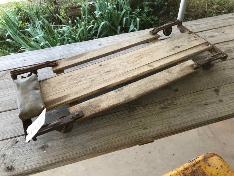 lot 174 image: Porch Antique Mechanics Creeper, Roller Lisle Jeepers