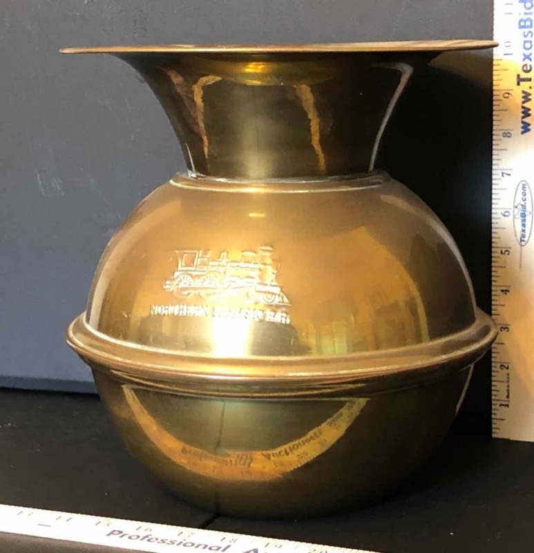 lot 6 image: Spittoon  Brass, Embossed Northern Pacific R.R. (B2)