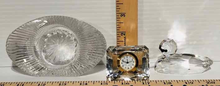 lot 22 image: CrystalGlass Clock, Duck,  Etc. (LR)