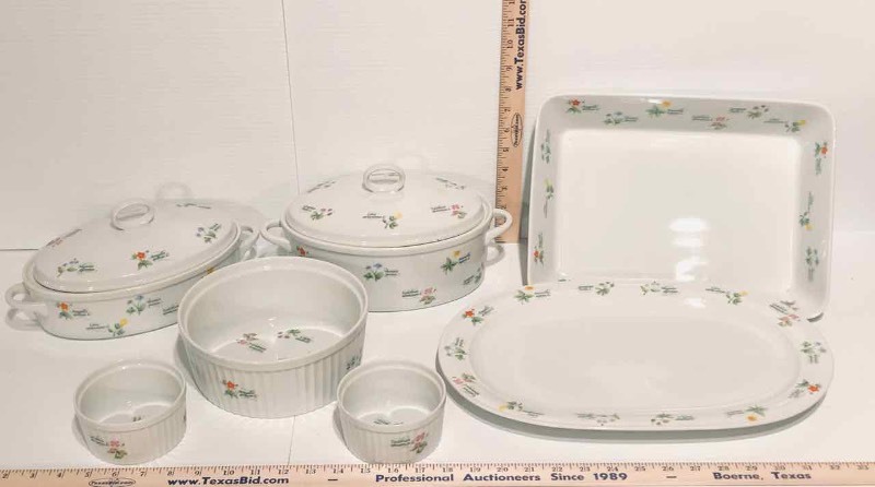 lot 102 image: Anchor Ovenware Set, Floret (LR)