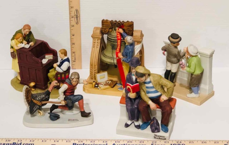 lot 114 image: (5) Norman Rockwell Figurines (LR)