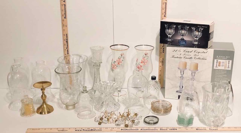 lot 118 image: GlassCrystal Candle Cups, Holders, Stands, Bobeshes (LR)