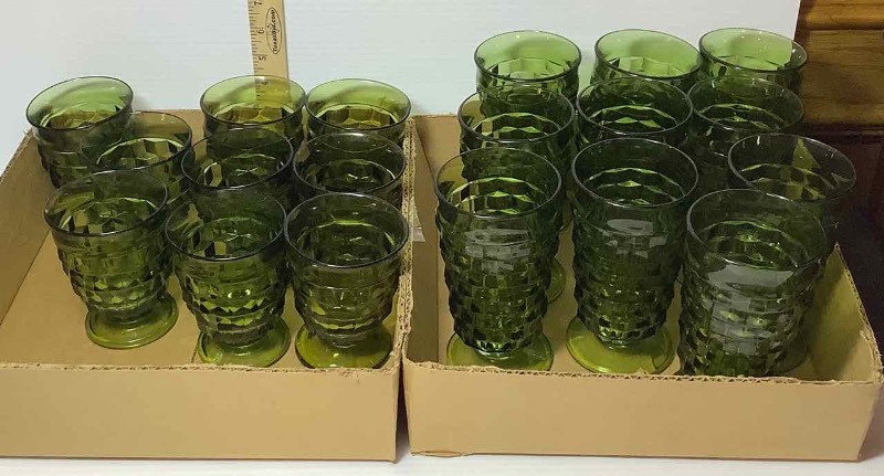 lot 123 image: Green Fostoria Glasses (LR)