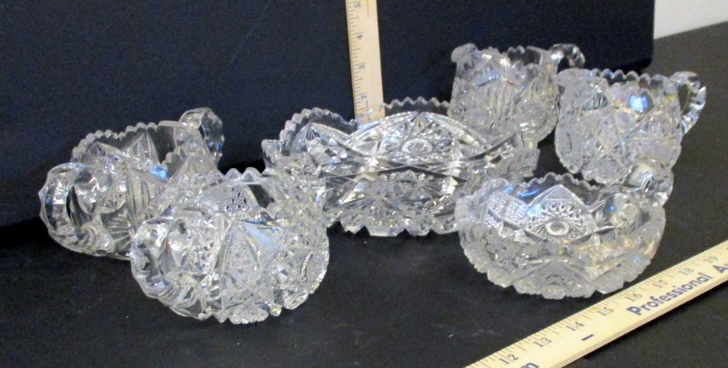 lot 132 image: GlassCrystal Nut Bowl, Sugars, Creamers (B2)