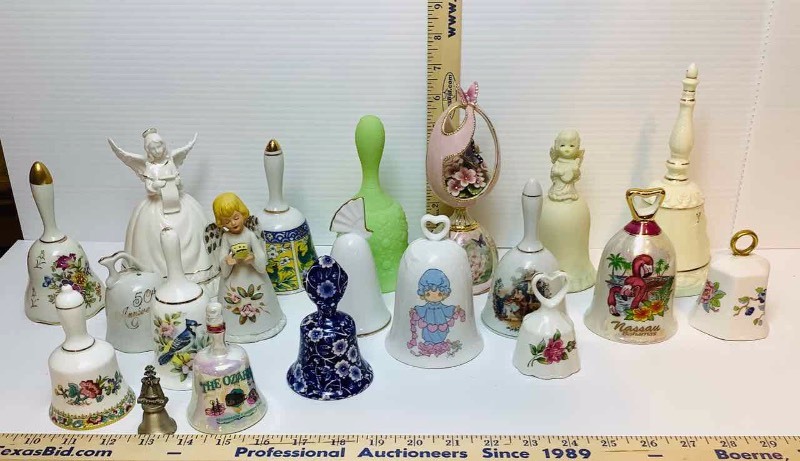 lot 186 image: Handbell Assortment - PorcelainCeramic (LR)
