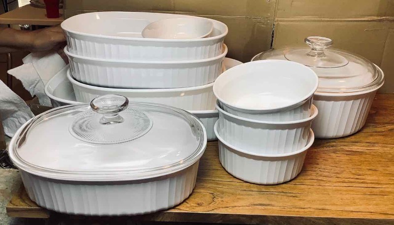 lot 202 image: Corning Ware Assortment (DR)