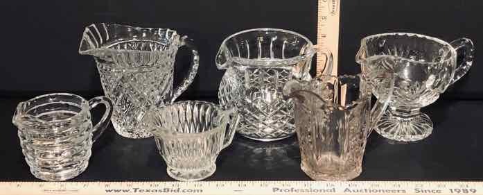 lot 208 image: (6) GlassCrystal Creamers (LR)
