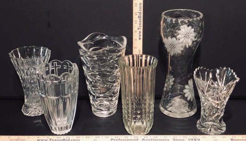 lot 224 image: (6) GlassCrystal Vases (LR)