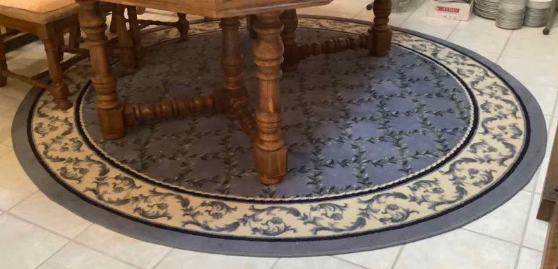 lot 251 image: Round Area Rug (blue)(DR)