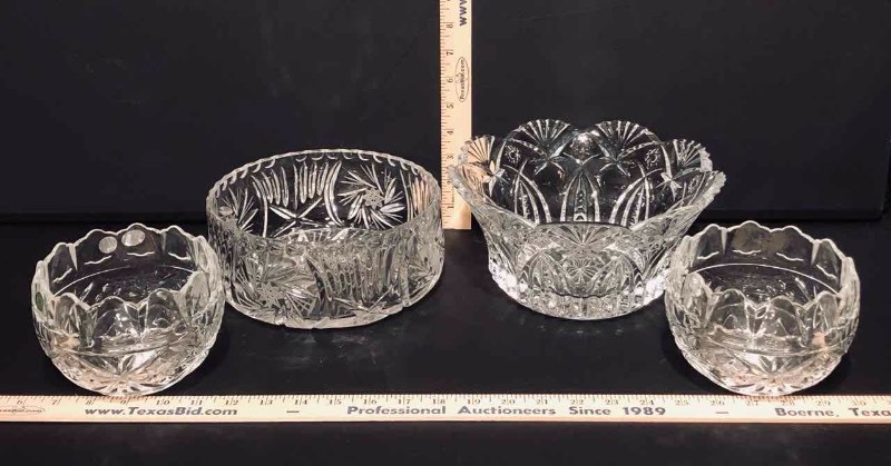 lot 276 image: 4 GlassCrystal Bowls (LR)