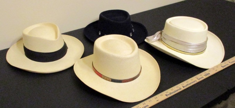 lot 295 image: (4) Hats (B2)