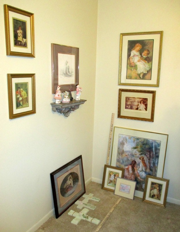 lot 298 image: Framed Prints, Figurines, Shelf, Crosses (B2)