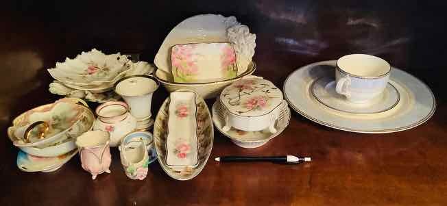 lot 309 image: VintageAntique Porcelain Floral Plate, Nut Bowls, Relish Dish, Etc. (DR)