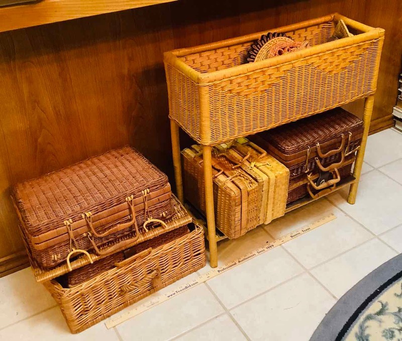 lot 311 image: Wicker Picnic Baskets and Plant Stand (DR)