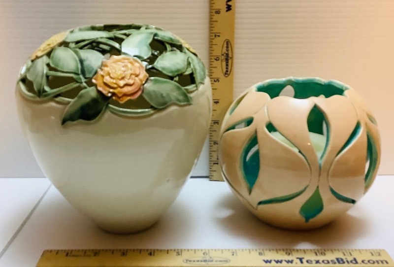 lot 454 image: 2 Filligree Pottery Candle Luminaries (ST)