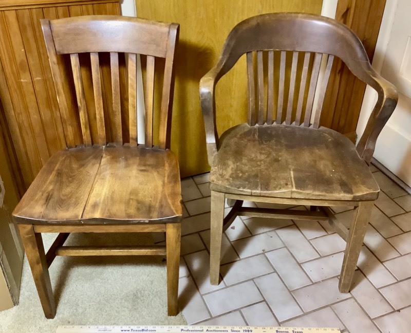 lot 476 image: 2 Vintage Wood Chairs (ST)