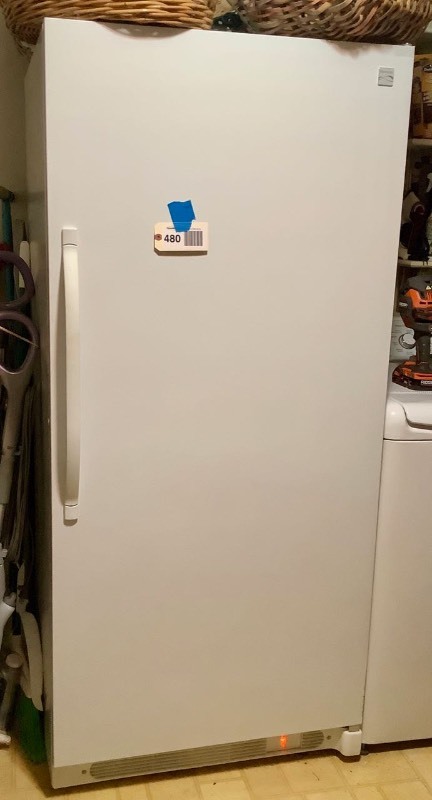 lot 480 image: Kenmore Upright Freezer (LA)