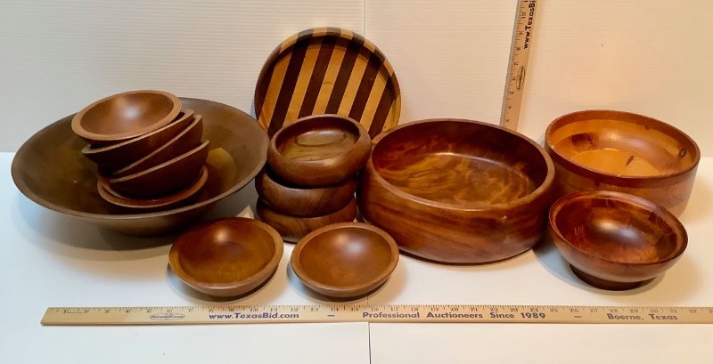 lot 501 image: Asst. Wood Bowls (LA)