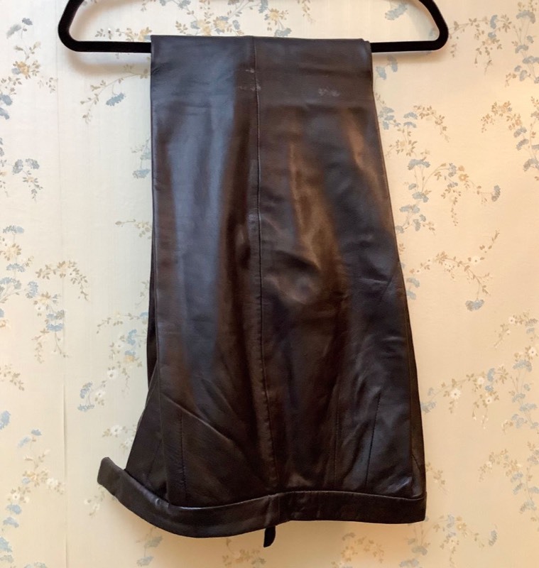 lot 514 image: JLC New York Leather Pants (CR)