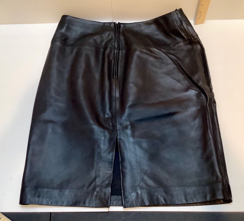 lot 517 image: Valerie Leather Skirt (CR)