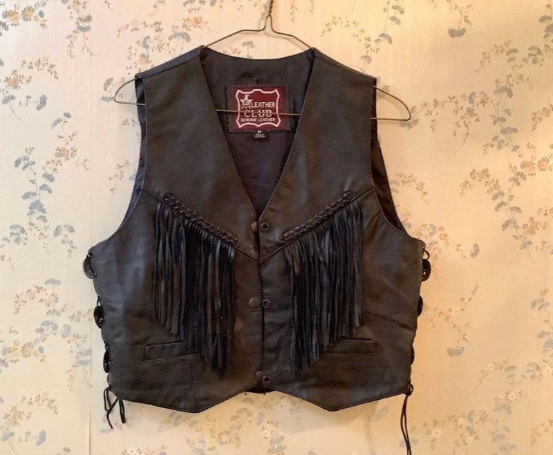 lot 522 image: Leather Club Leather Vest (CR)