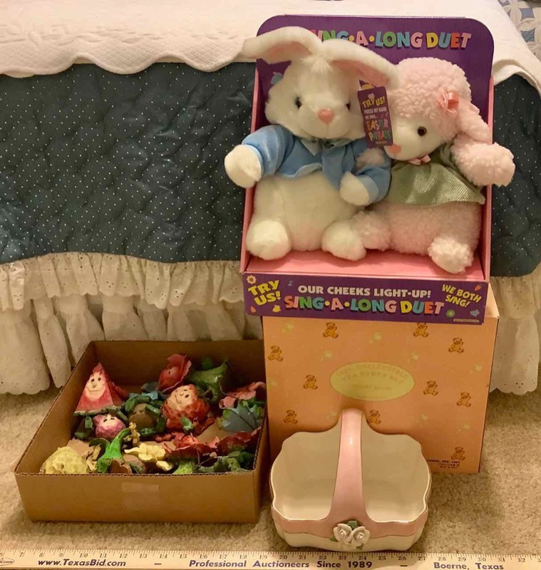 lot 537 image: Rabbit and Easter Decor, Flower Figurines, Dolls Playing Tea Set (B1)