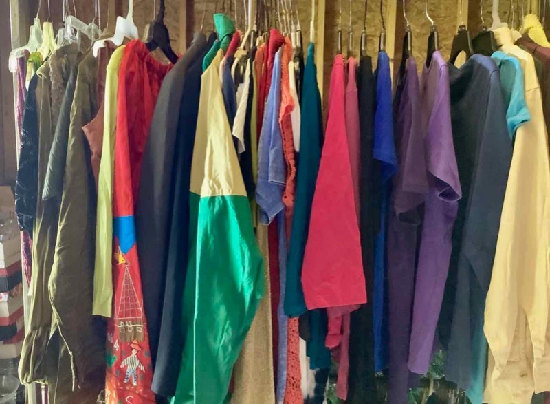 lot 551 image: Ladies Fashion Clothing (rack not included) (SH)