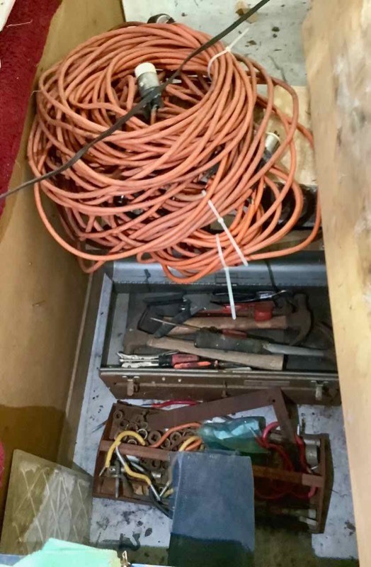 lot 575 image: Craftsman Tool Box with Assorted Tools and Extension Cords (G)