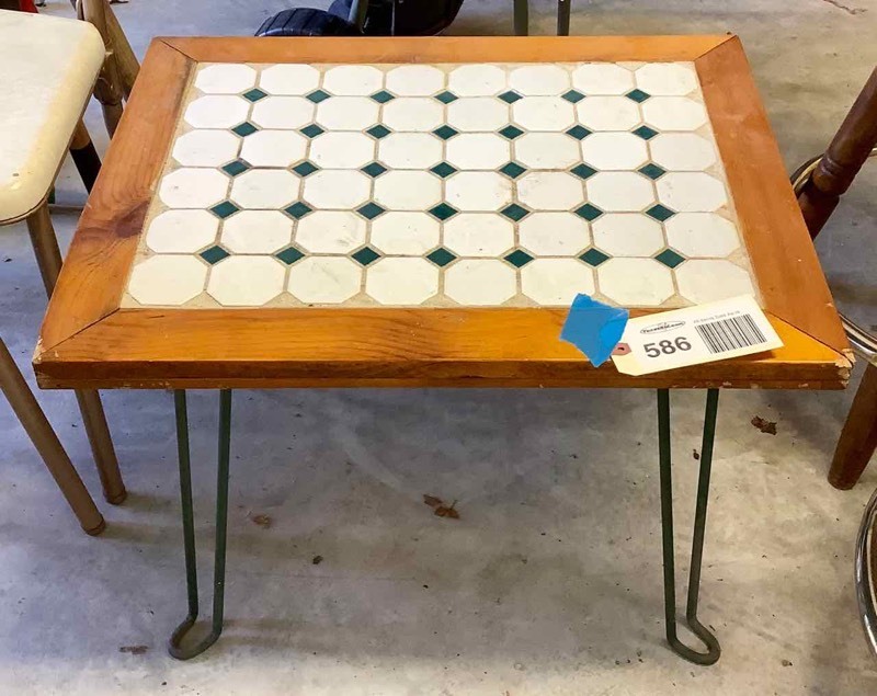 lot 586 image: Mosaic Tile Top Side Table (G)