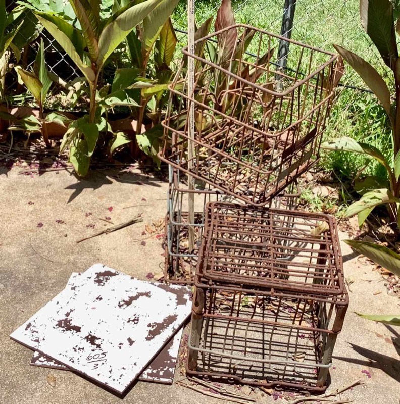 lot 605 image: 3 Metal Milk Crates (G)