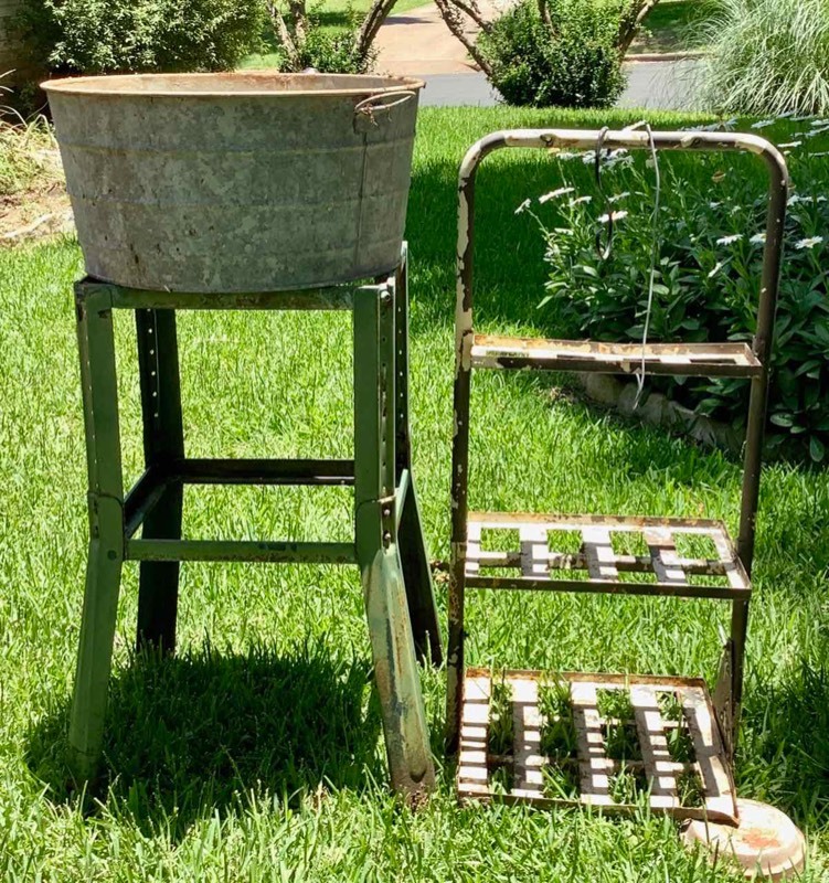 lot 618 image: Square Wash Tub Stand, Industrial Cart, Galvanized Tub (BY)