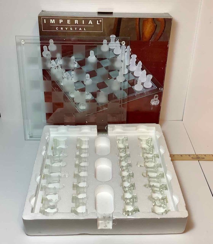 lot 640 image: Crystal Chess Set (LR)