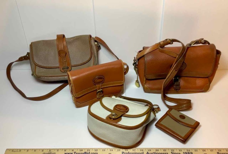 lot 667 image: 5 Dooney & Bourke Purses (MA)