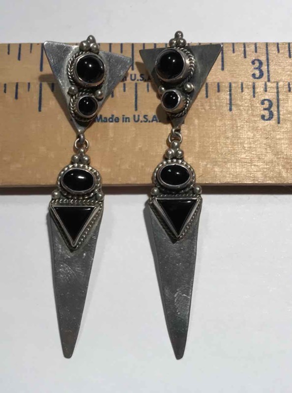 lot 903 image: Jewelry  (1) Pair Pierced Sterling Dangle Earrings with Black Stones