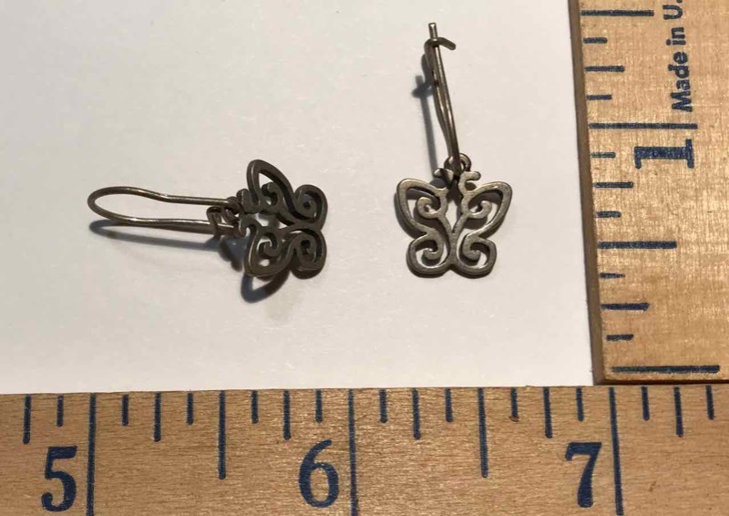 lot 912 image: Jewelry  James Avery, Earrings, Dangle Butterflies