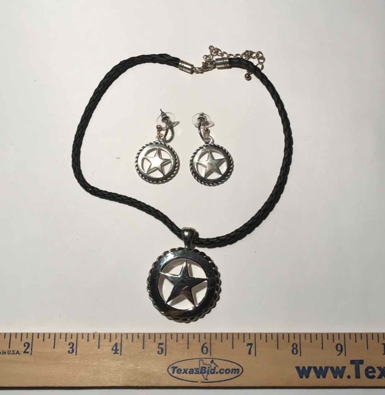 lot 935 image: Jewelry Five Point Star Rope Edge Pendant on Braided  Black Cord, Pierced Earrings