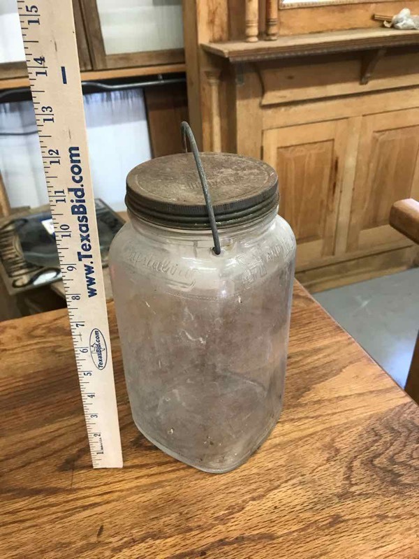 lot 20 image: Antique Glass Jar, Crystalvac H&H